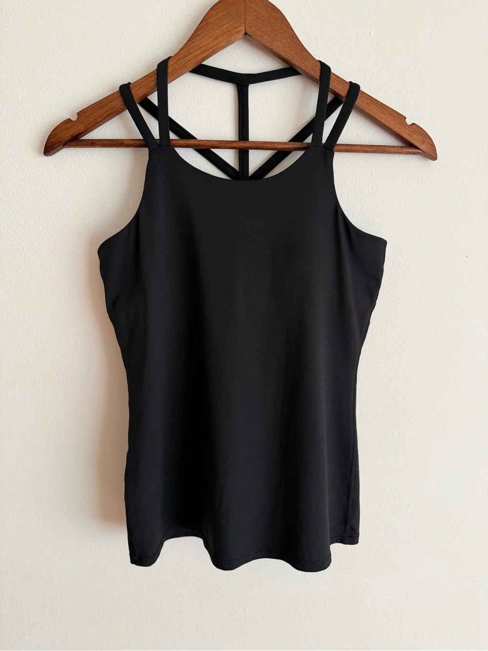 Ivivva Lululemon Black Strappy Back Athletic Tank Shelf Bra Girls 14 Women’s XS